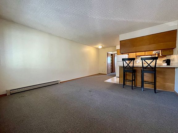 4th image of 1812 NE Schuyler St #0