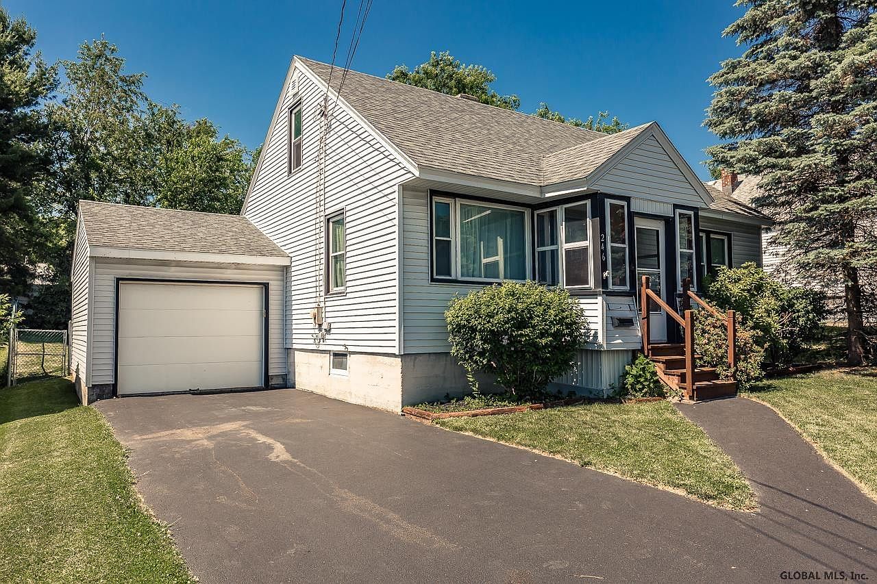246 CHURCH Street, Amsterdam, NY 12010 Zillow