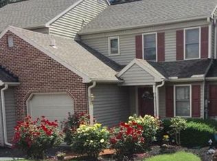 255 Windsor Dr, Ephrata, PA 17522