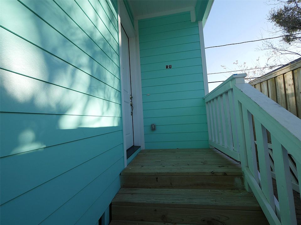 1st image of 9013 Gabriel St #C