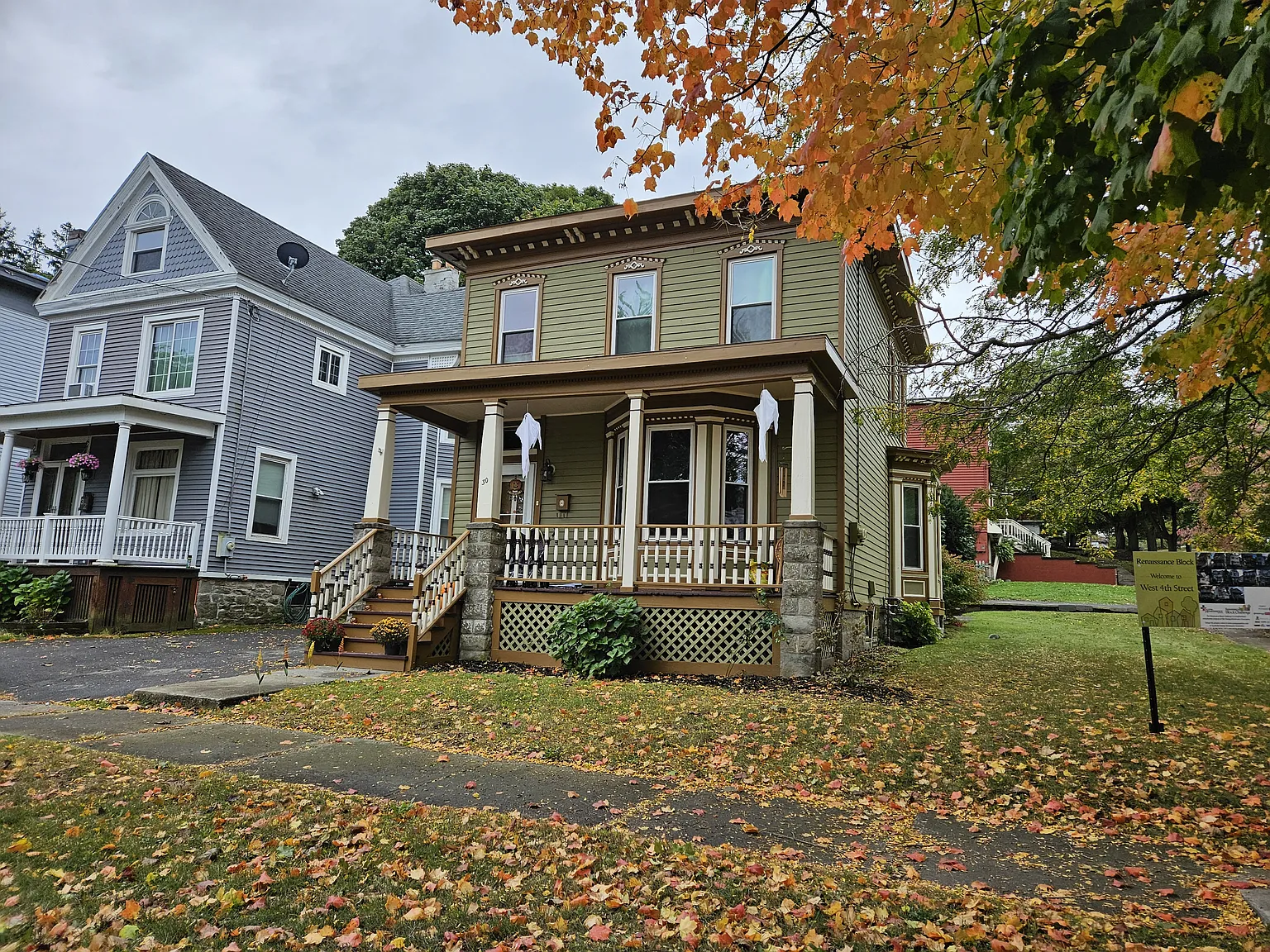30 W 4th St — Photo 1