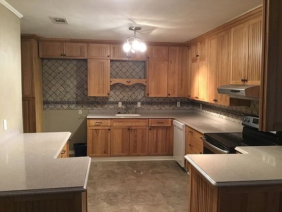 4th image of 2517 Catalina Dr