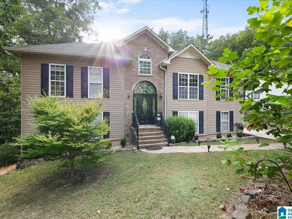 433 Shelterwood Cir, Pinson, AL 35126