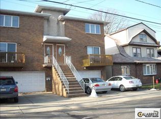 691 Hillside Ave, Cliffside Park, NJ 07010