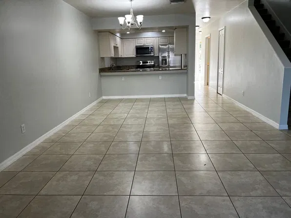 3430 Santa Barbara Blvd #9, Cape Coral, FL 33904