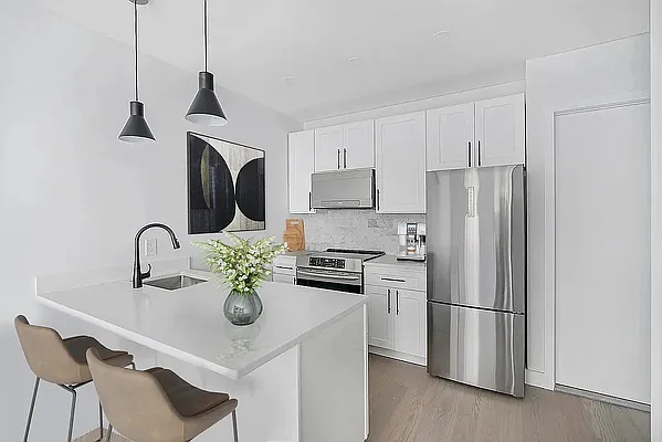 Rented by Freestone Property Group | media 9