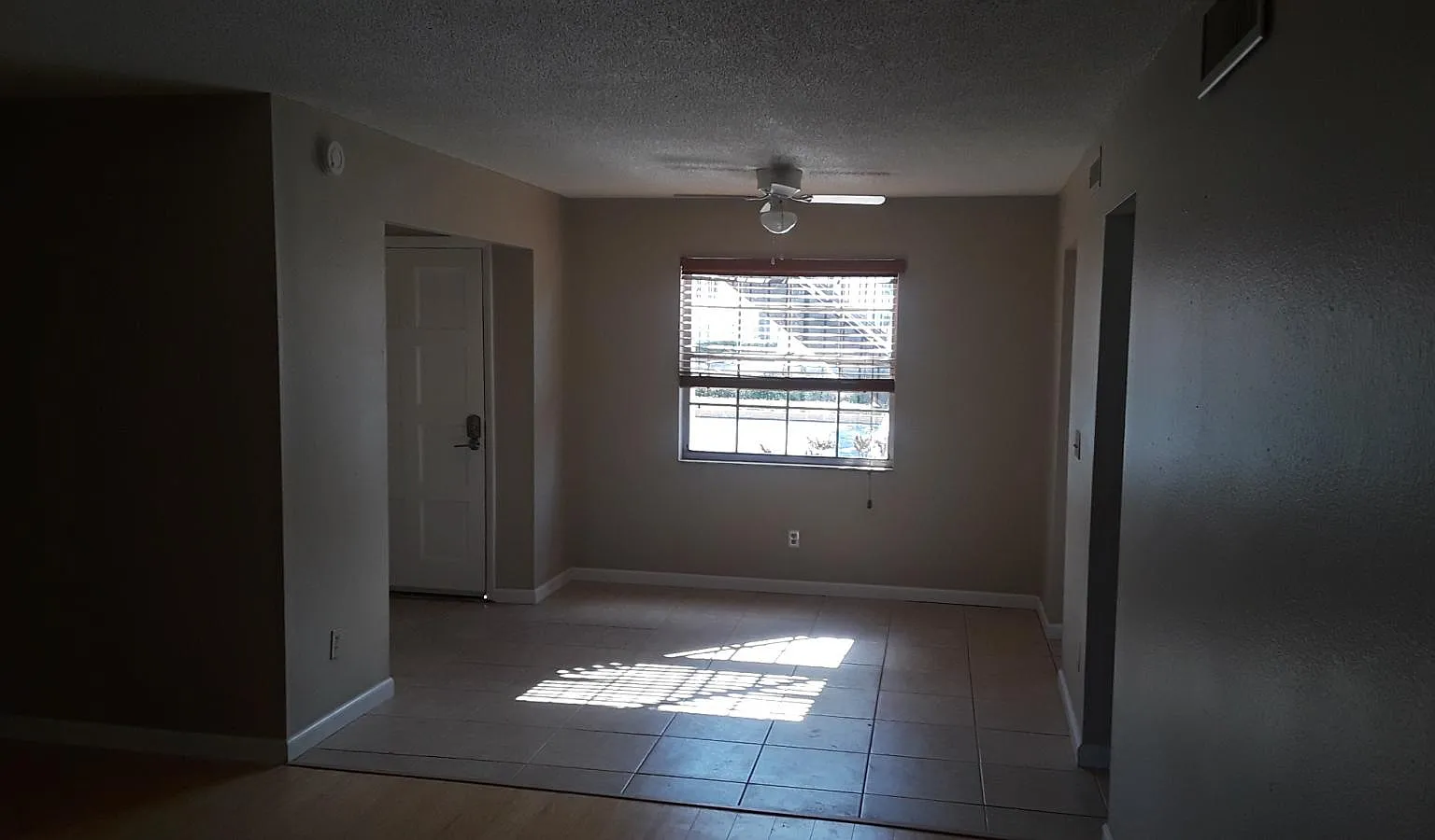 1 bed, 762 sqft, $1,375 — Photo 4