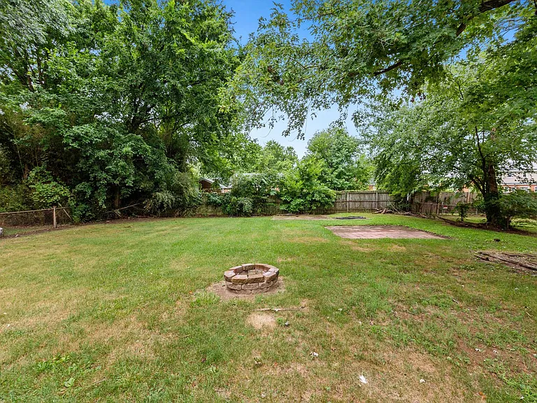 4411 Reamy Dr — Photo 28
