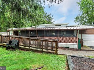 459 Clover Dr, York, PA 17406