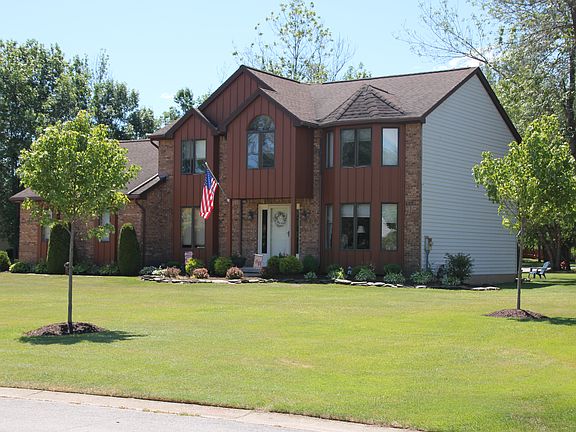 3rd image of 8275 Lisa Ln