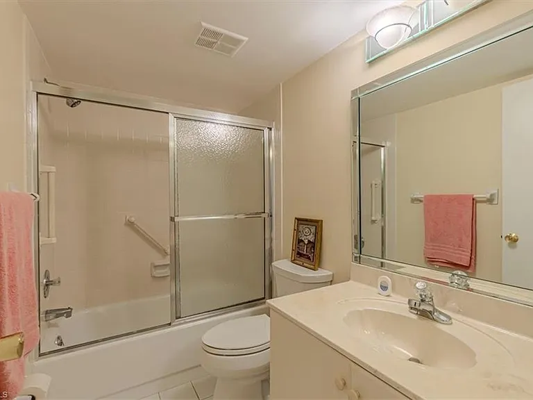 5483 Rattlesnake Hammock Rd #B201 — Photo 17