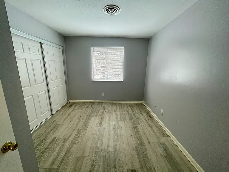 595 Brown St #2 — Photo 33