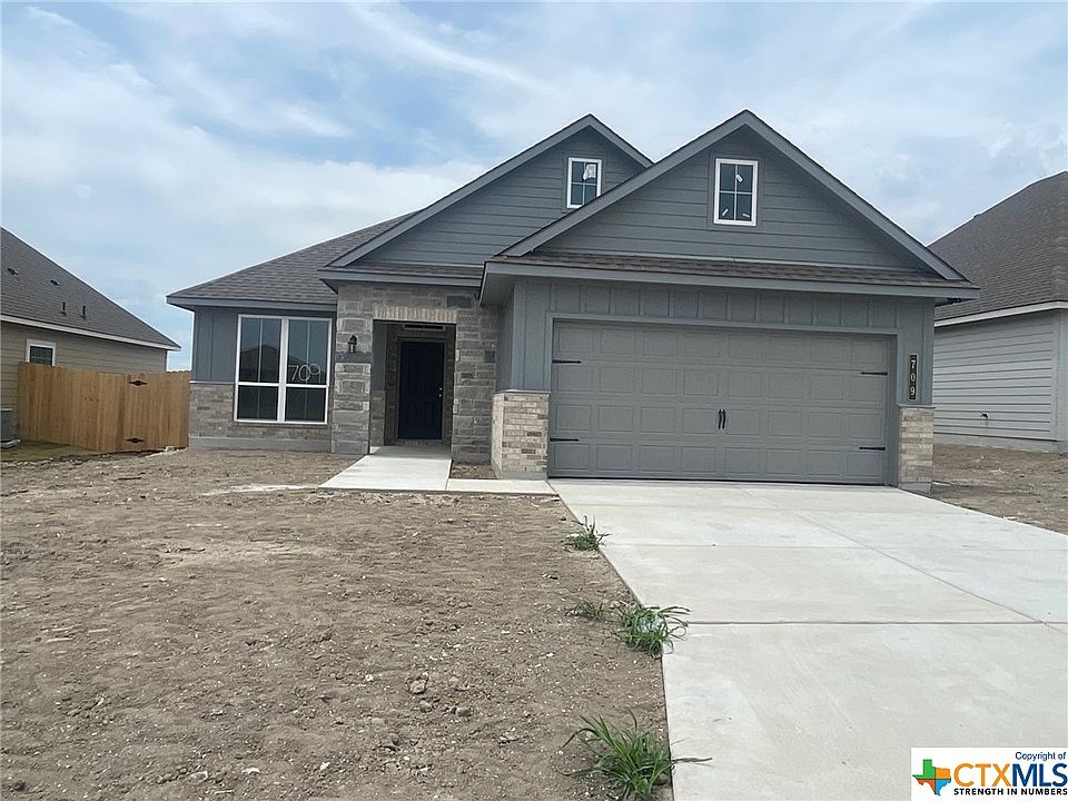 1st image of 709 Pipe Creek Dr