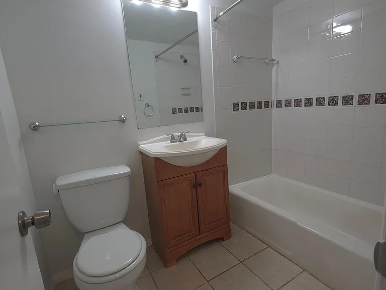 3815 Swann Rd #101 — Photo 2
