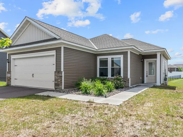 413 Tanner Dr, Waverly, MN 55390