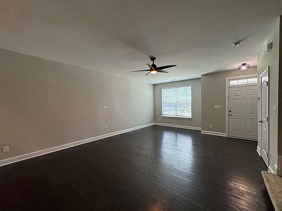 2nd image of 102 Harvest Oaks Ln Unit 69