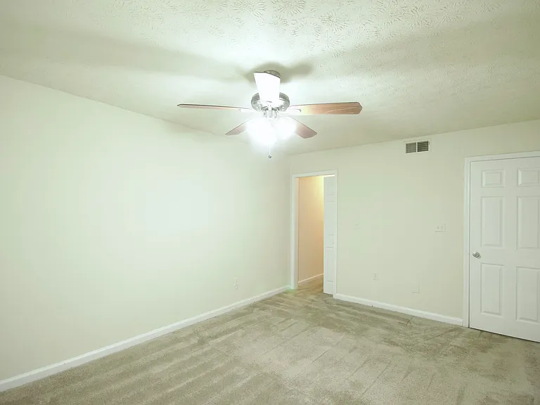 Scandia Cir — Photo 15