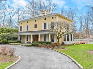 11 Bobwhite Dr, Westport, CT 06880