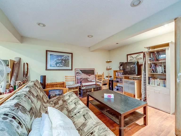 1055 Shawnmarr Rd #202 — Photo 34
