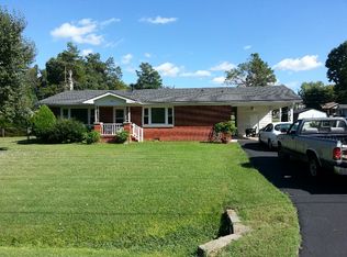 733 Cedar St, Calvert City, KY 42029