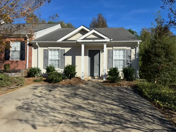 107 Deerchase Ln, Lexington, SC 29072
