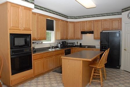 3rd image of 23053 Pembrook Dr