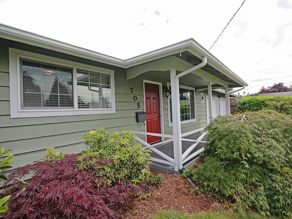 4th image of 705 Cedar Dr