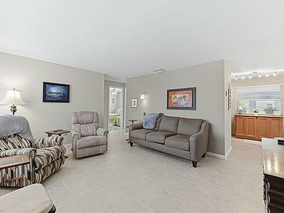 4th image of 27051 Sun Aqua LN