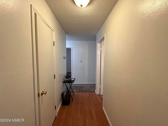 3rd image of 1045 W Las Flores Way