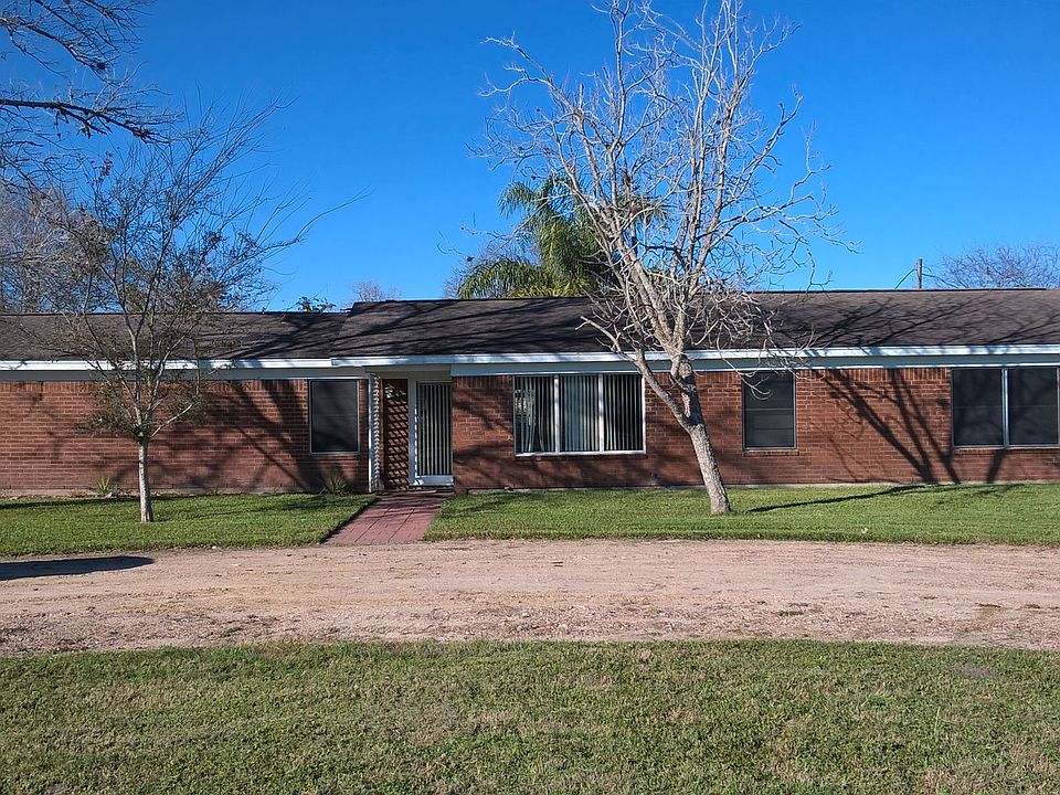 1st image of 518 N Mesquite Dr