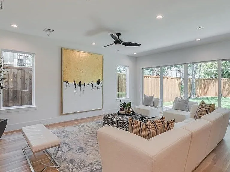 6135 Velasco Ave — Photo 106
