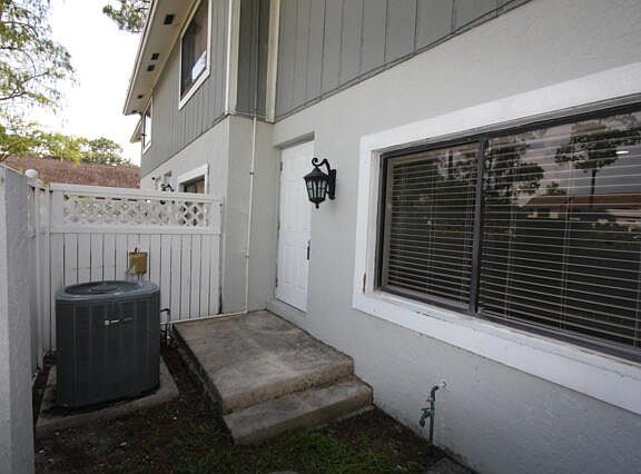3rd image of 1141 Goldenrod Rd