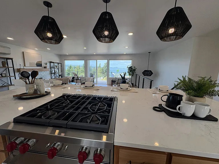 78 Vista Del Mar St — Photo 16