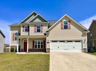 6008 Crown Ridge Ct, Fayetteville, NC 28314