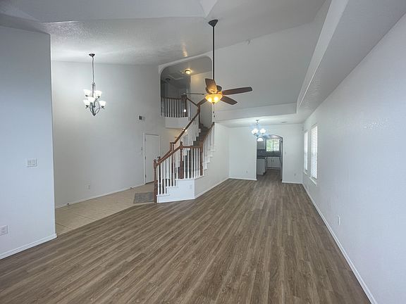 3rd image of 5555 Mansfield Pl NW