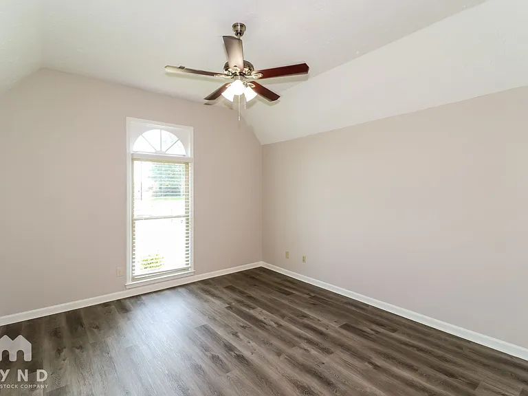 8994 Fletcher Park Cir N — Photo 9