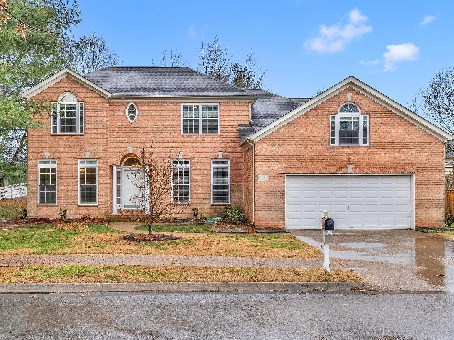 4 bed, 2.5 bath, 3102 sqft, $3,600 — Photo 1
