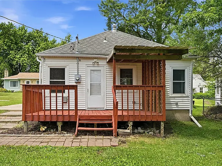 1237 Lincoln Dr — Photo 14