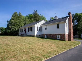 14 Park Ave, Red Hook, NY 12571