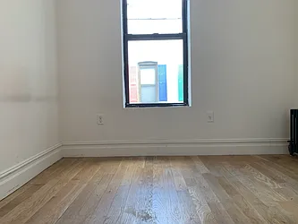 Rented by Hillel Realty Group