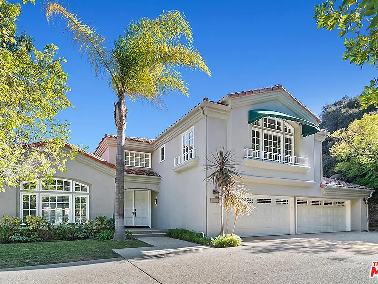 3767 Paseo Primario — Photo 1