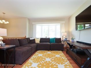 4403 Linden Ln, Rolling Meadows, IL 60008