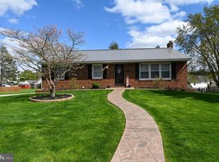31 4th St, New Freedom, PA 17349