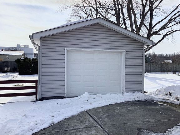 2nd image of 10341 Clifton Dr
