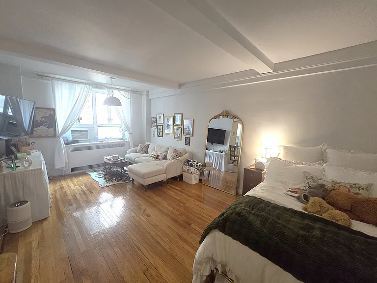 200 W 20th St #1101 — Photo 3