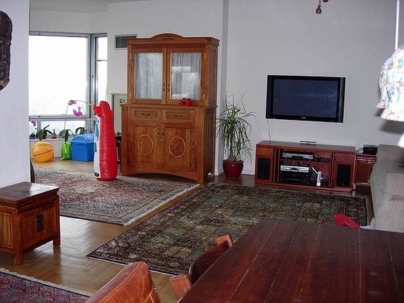 3rd image of 301 W 57th St APT 36AB