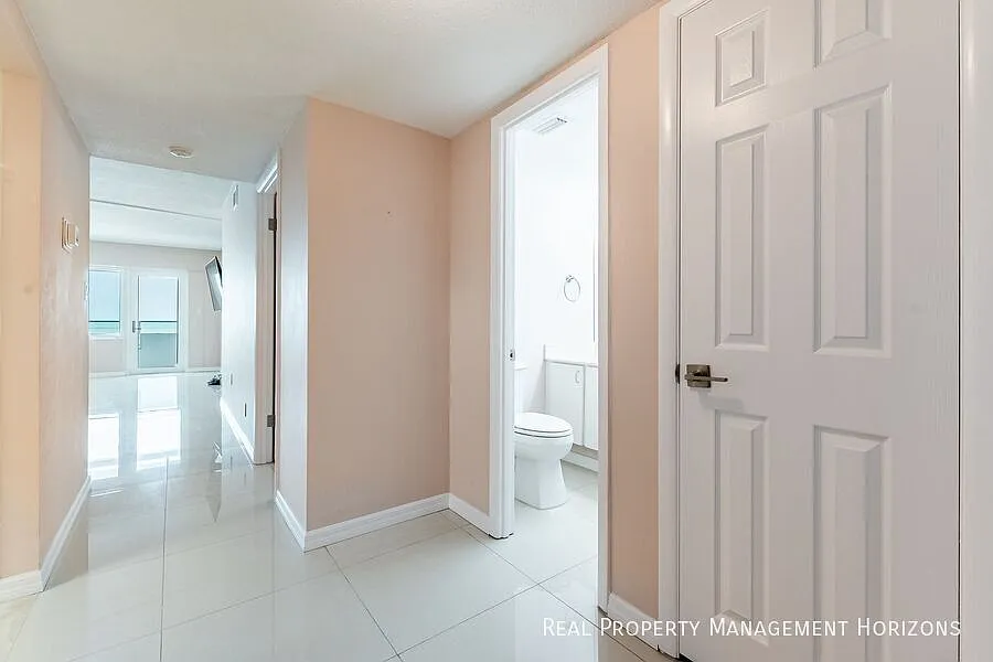 Breath-taking views from Lido Beach Balcony across Gulf of Mexico - 1 bed Apartment available Lon... — Photo 3