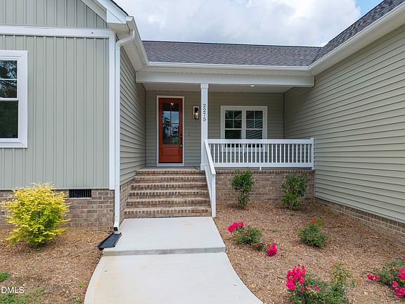 2nd image of 2275 Peachtree Hills Rd