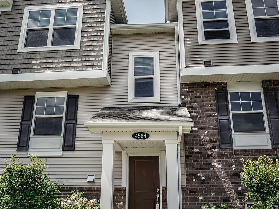 1st image of 4564 Bradley Cir Unit 27