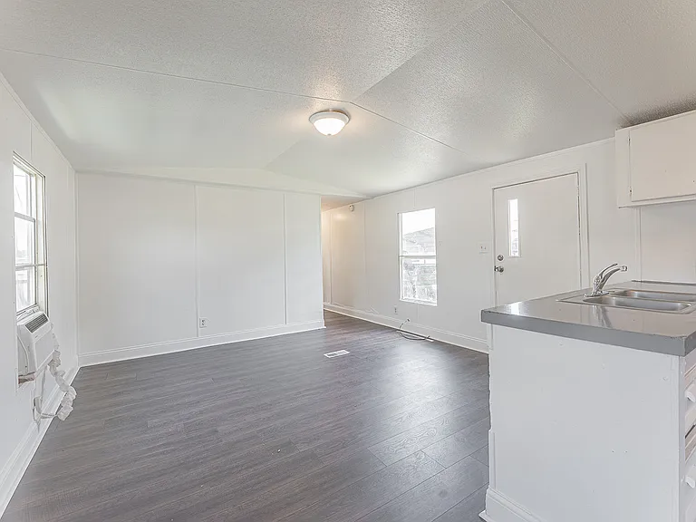 410 N Amy Ln #4 — Photo 6